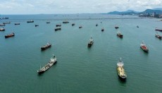 Hindistan'a ait LPG tankerleri Hürmüz Boğazı'ndan geçti