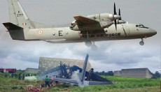 Hindistan'da askeri nakliye uçağı düştü: 5 ölü