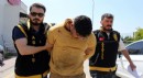 İhbara giden polis memurunu tabancayla yaraladı