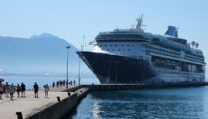 İngiliz turistler kruvaziyerle Antalya'ya geldi