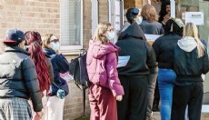 İngiltere’de Menenjit Alarmı! Salgın Büyüyor