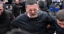 İşçi Partisi Genel Başkanı'na İşçi Bayramı'nda biber gazı
