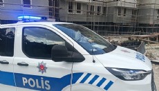 İskeleden düşen işçi yaralandı