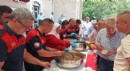 İtfaiyecilerden aşure ikramı