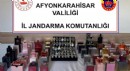 Jandarma kaçak parfüm ve saat ele geçirdi