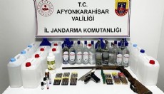 Jandarmadan sahte alkol baskını
