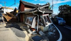 Japonya'da deprem bilançosu ağırlaşıyor