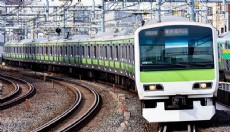 Japonya'da şiddetli yağış tren seferlerini aksattı