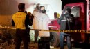 Kamyonet ile ev arasında sıkışan Ayaz öldü