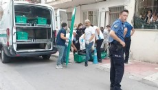 Kardeşini 'uyuyor' sanmış, 2 gün cesediyle kalmış