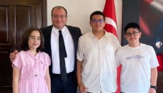 Kaymakam Arıkan başarılı öğrencileri ödüllendirdi