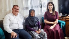 Kaymakam Yılmazer ve eşinden şehit ailelerine ziyaret