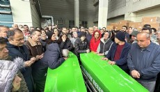 Kazada ölen evli çift toprağa verildi