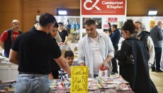 Kepez Kitap Fuarı kapılarını açtı