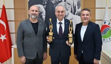 Kepez'de sanata çifte ödül