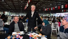 Kepez, iftar sofralarında ve ramazan etkinliklerinde buluşuyor