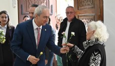 Kocagöz, 8 Mart’ta personellerini unutmadı