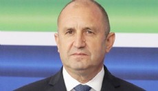 Komşuda seçim: Açık ara farkla kazandı