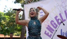 Konyaaltı’nda engelli vatandaşlar konserle eğlendi