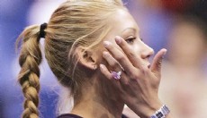 Kournikova'nın yüzüğü yine gündemde