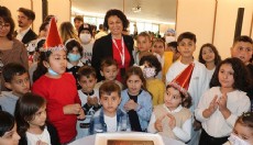 Lösemili çocuklar için yeni yıla merhaba partisi