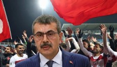 Milyonlarca kişiyi ilgilendiriyor: Sınava 'milli maç' ayarı