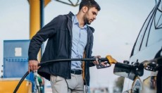 Motorine beklenen zam iptal edildi