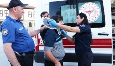 Motosikletle hafif ticari araç çarpıştı: 2 yaralı