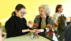 Muratpaşa yaşlı evinde Kuşaklar Arası Etkileşim Atölyesi