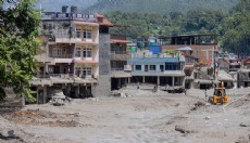 Nepal'deki selde can kaybı 1377'ye yükseldi