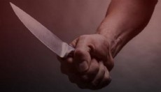 Oğlu tarafından bıçaklanan baba ağır yaralandı