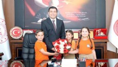 Öğrencilerden başsavcılığa 23 Nisan ziyareti