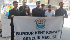 Öğrencilerden otobüs zammına tepki