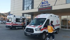 Okul çıkışı buluştukları parkta kız öğrenciyi darbettiler