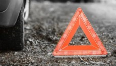 Otomobil baraja düştü