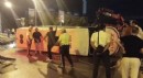 Otomobil ile minibüs çarpıştı: 10 yaralı