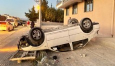 Otomobil takla attı: 2 yaralı