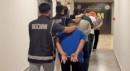 Otomobilin kapısında tabanca gizlemek için düzenek bulundu