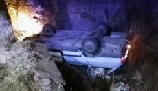 Otomobiliyle kanala düştü