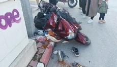 Otomobille çarpışan motosikletin sürücüsü yaralandı