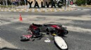 Otomobille çarpışan motosikletli yaralandı