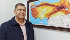 Prof. Dr. Över'den Doğu Akdeniz'de deprem açıklaması