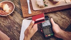 Restoranlarda servis ve kuver ücreti alınması yasaklandı