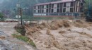 Rize'de sel: Yollar kapandı, yurttaşlar mahsur kaldı