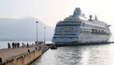 Rus turistler kruvaziyerle geldi