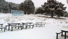 Salda'ya mevsimin ilk karı yağdı