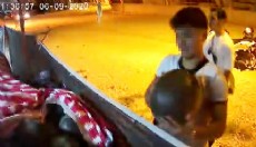 Satış yerinden karpuz alıp, helallik istediler