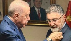 Serik Belediye Başkanı Kumbul AK Parti'ye geçti