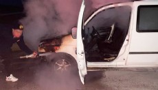 Seyir halindeki araç yandı