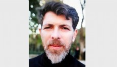 Tartıştığı babasını boğazını keserek öldürdü